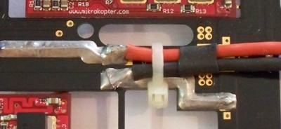 4fach-BL-Verteilerplatine-BTS555/kabelbinder.jpg