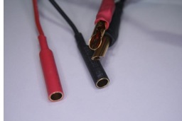 4mm-buchse-und-stecker_th.jpg